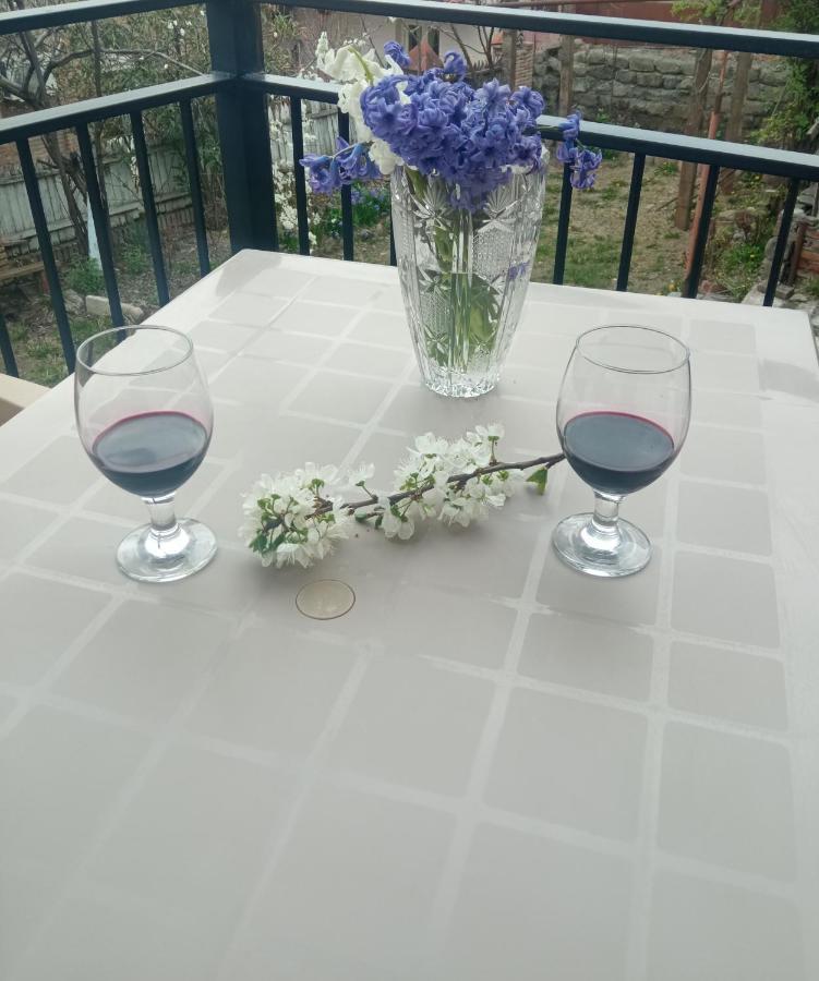 Kizikis Kari Hotel Сигнахи Екстериор снимка