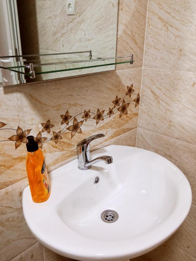 Kizikis Kari Hotel Сигнахи Екстериор снимка